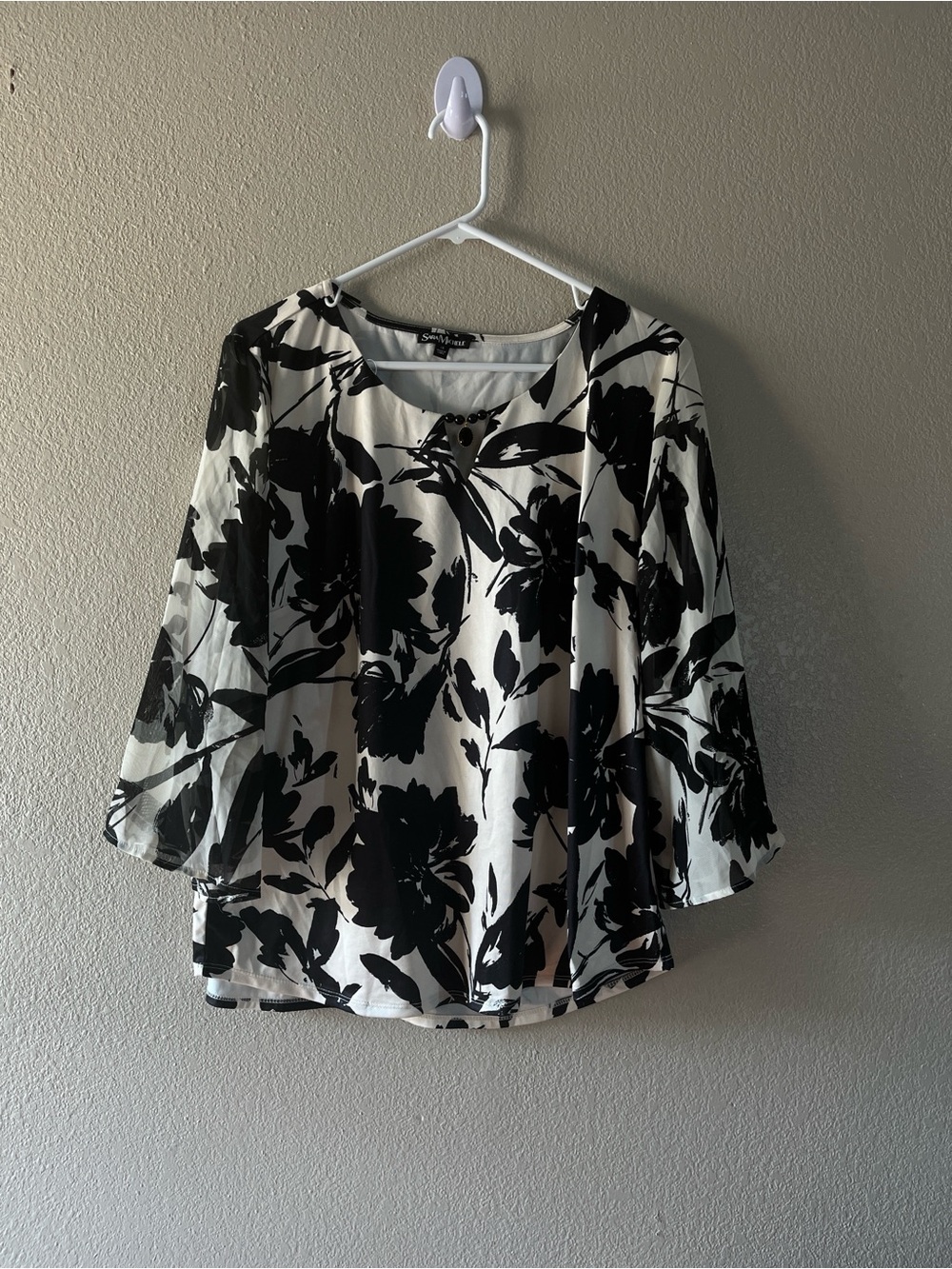 Sara Michelle Black & White Floral Sheer-Sleeve Tunic